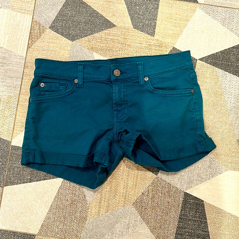 Like new super pretty Seven shorts. Beautiful dark turquoise color.